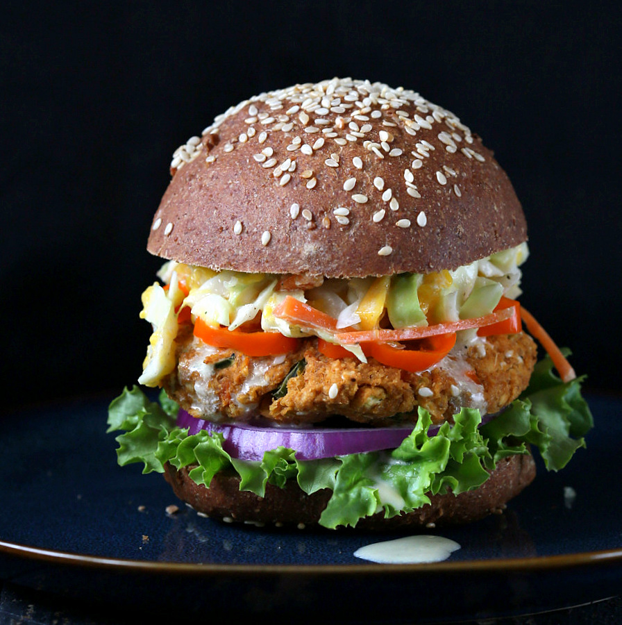 bbq-lentil-veggie-burger-spiced-apple-cake-015