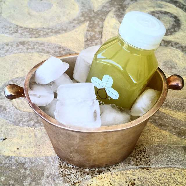 pineapple-powwow-on-ice-Essentially Juice Dubai